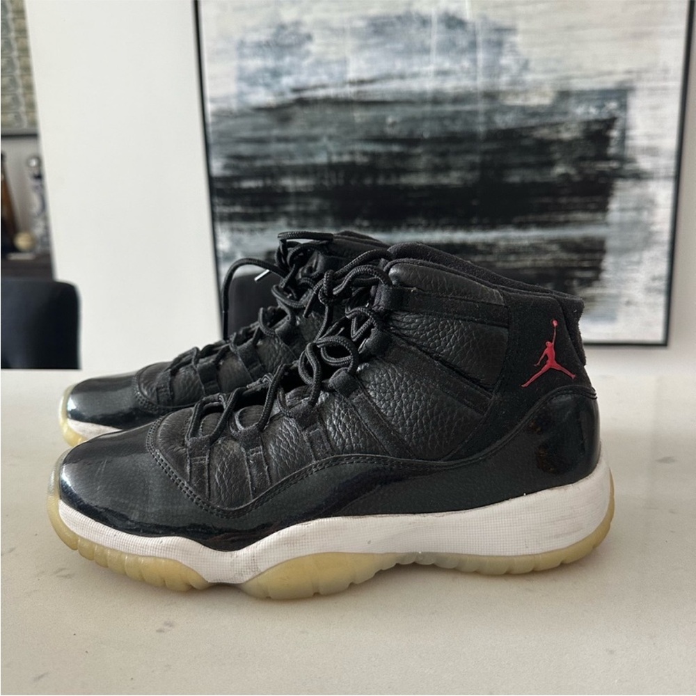 Jordan Athletic Shoes Black and Red